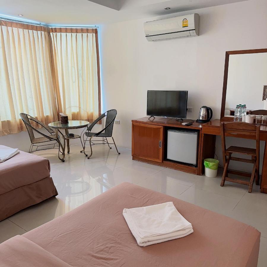 Jomtien Hostel 3 ภายนอก รูปภาพ