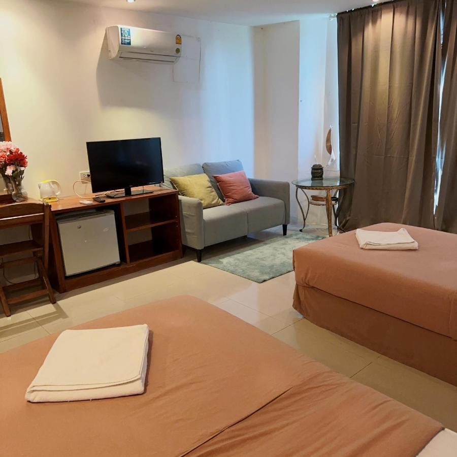 Jomtien Hostel 3 ภายนอก รูปภาพ